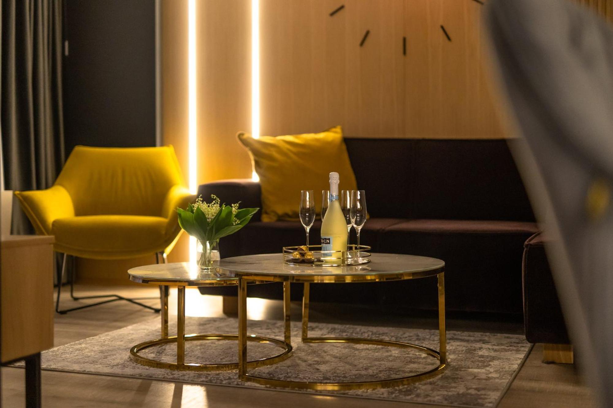 Apartamenty Fenomen - Premium Porto Nadmorskie Tarasy W Kolobrzegu מראה חיצוני תמונה